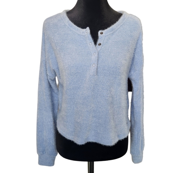 Hollister California Sweater Womens Small Cropped Baby Blue Fuzzy Soft Henley - Picture 1 of 13